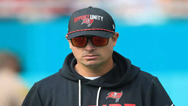 Eagles hiring former Buccaneers OC Josh Grizzard as pass game coordinator, Adam Schefter reveals