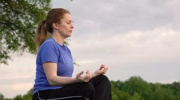 ​Every evening spend 10 minutes on reflection and meditation
