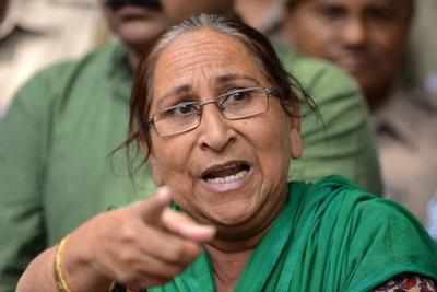 Sarabjit Singh's sister Dalbir Kaur joins BJP