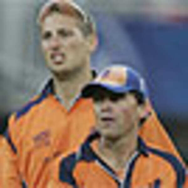 When the Dutch beat Simmo's Aussies