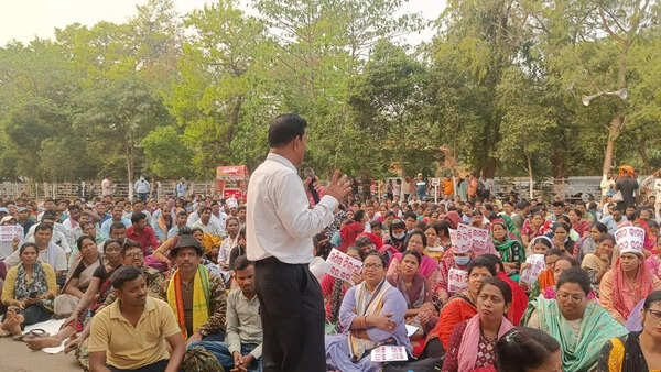 Outsourced staff demand policy, support from govt