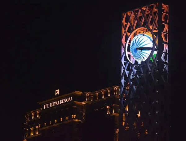 National Flag colours replace logo of Biswa Bangla at Milan Mela tower