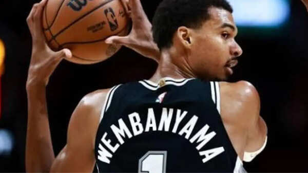 Is Victor Wembanyama playing tonight against the Oklahoma City Thunder? Final update on the Spur star's injury report