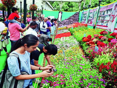 Story of Bengaluru, told in a language of flowers