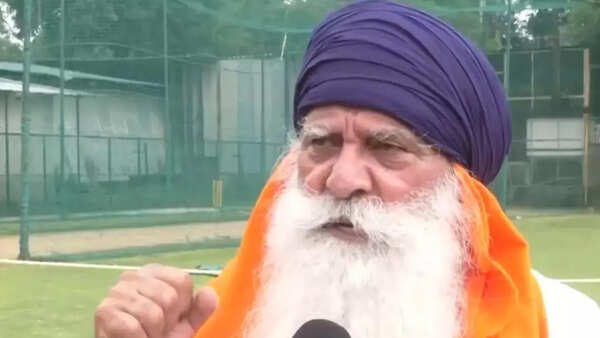 FIR registered against Yograj Singh over alleged derogatory remarks against women in web series