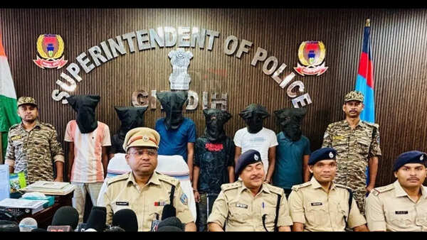 Six arrested in Giridih for online fraud; they used fake apps to siphon money from victims