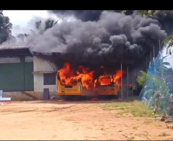 Two parked school buses gutted in fire in Idukki