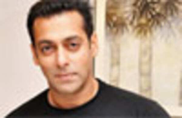 I pray Ra.One is a bigger hit than Bodyguard: Salman Khan