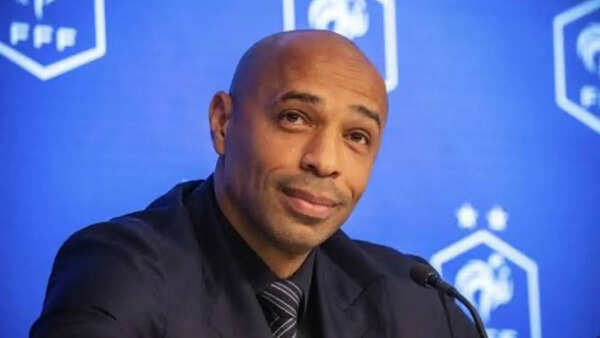 Thierry Henry sends bold Premier League warning as Arsenal stars react to Manchester City collapse against Everton