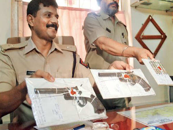 Top crime branch cop stripped of powers after colleagues complain