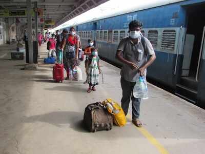 Mizoram woman dies after falling from Shramik Special train in West Bengal's Malda