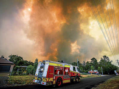 Australia ‘battles’ catastrophic bushfires