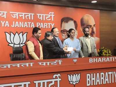 Saina Nehwal joins BJP, praises PM Modi for his hard work