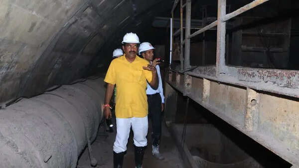 Minister Nimmala Ramanaidu camps inside Veligonda tunnel