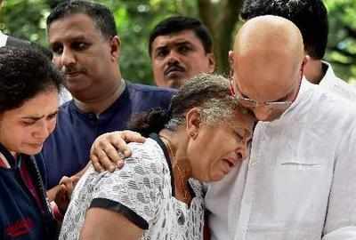 Gauri Lankesh Murder: Siblings Indrajit and Kavitha Lankesh want CBI probe