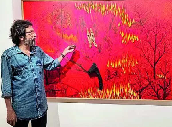 An artist who was stuck in a world of emptiness returns from the edge