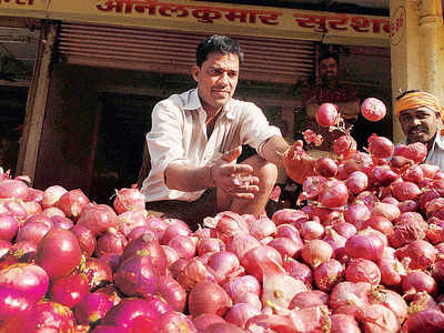 Sold by farmers for Rs 90 a kilo, why onions cost Rs 160 a kilo