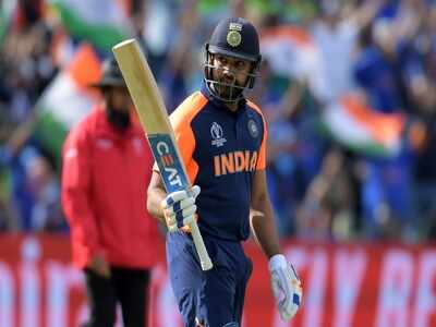 Watch: Rishabh Pant batting at No 4? Rohit Sharma embraces his cheeky side