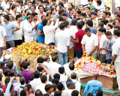 Amarnath Yatra Terror Attack: Dahanu bids tearful adieu to two pilgrims