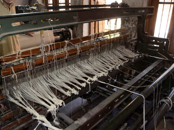 Chinese imports threaten Surat’s nylon yarn spinners