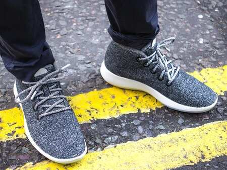 Men&rsquo;s sports shoes: Light-weight sports shoes that'll improve your walking routine