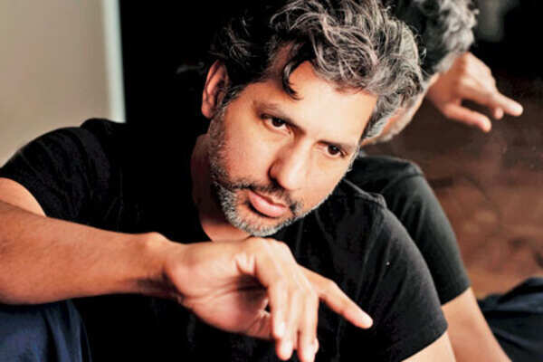 I’m not an Indian, says alex Magno