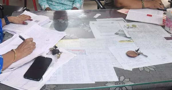 People demand removal of ineligible booth level officers ahead of voter roll revision in Chhatrapati Sambhajinagar