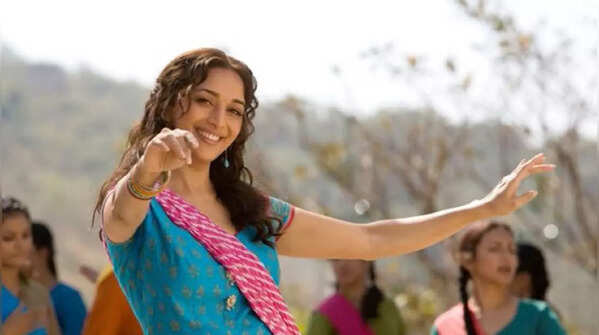 A graceful comeback with &lsquo;Aaja Nachle&rsquo;