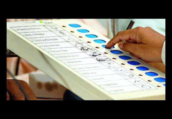 Fuke files nomination for MLC poll
