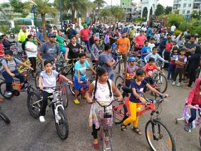 More than 300 Bengalureans pedal up to celebrate Cycle Day