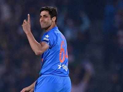 India vs New Zealand 2017: Ashish Nehra plays last match at Delhi's Ferozshah Kotla stadium