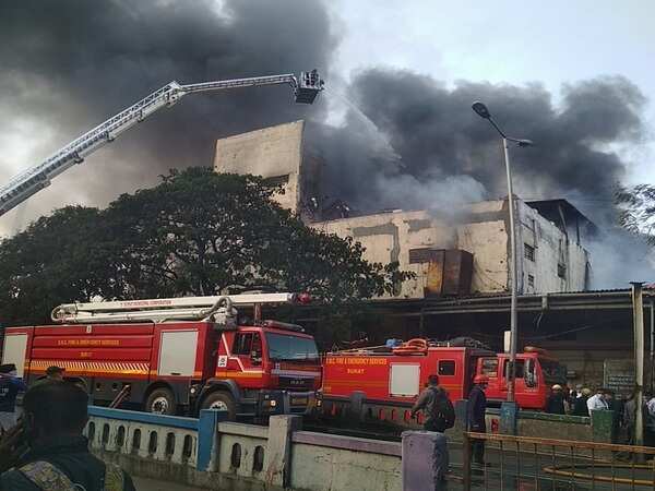 Gujarat: Major fire breaks out at textile mill in Surat's Varachha