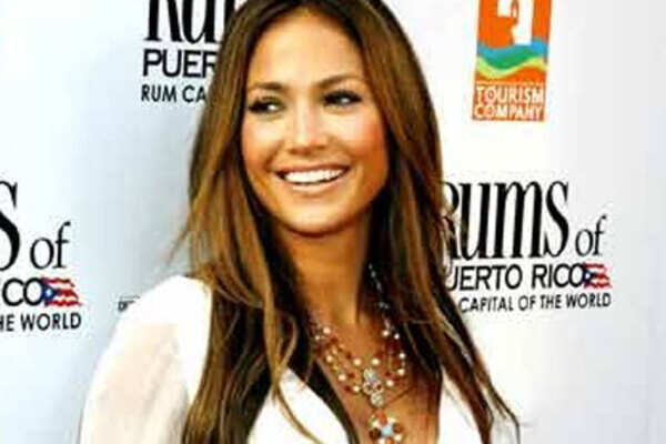 Jennifer Lopez miffed over leaked story
