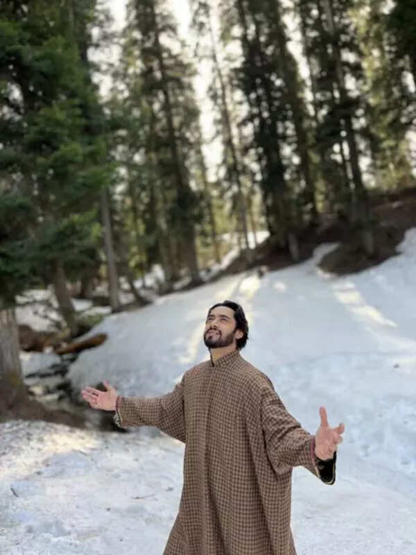 Rezwan Rabbani Sheikh back from his Kashmir holiday