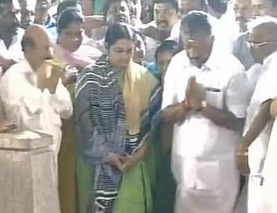 Tamil Nadu row: J Jayalalithaa’s niece joins O Panneerselvam’s camp, VK Sasikala camp in quagmire