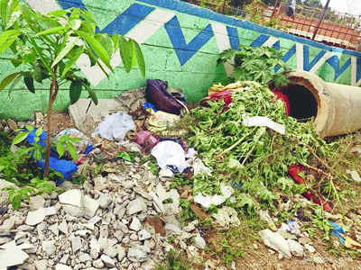 HBR Layout service road neglected for over three years, residents tired of complaining