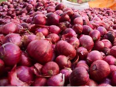 Four arrested for stealing onions worth Rs 2.30 lakh in Pune
