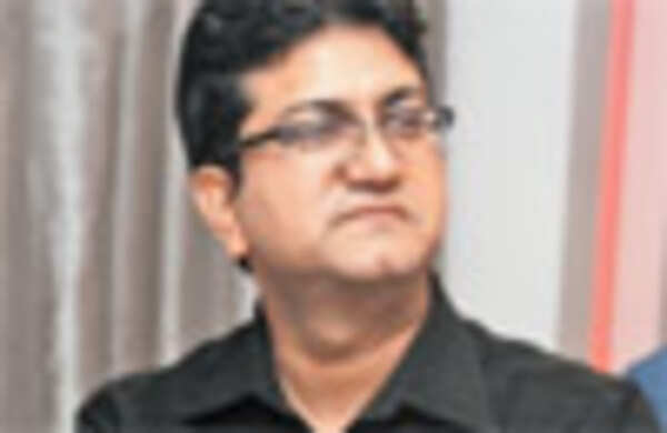 Prasoon Joshi at a musical evening