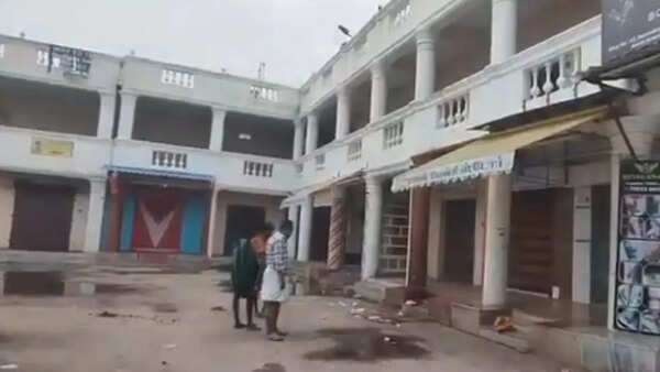Tamil Nadu shocker: 17-year-old hacked to death near Meenakshi temple in Madurai