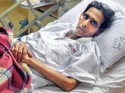 Pakistan's World Cup-winning hockey goalkeeper Mansoor Ahmed offered free treatment in Mumbai, Chennai; awaits medical visa