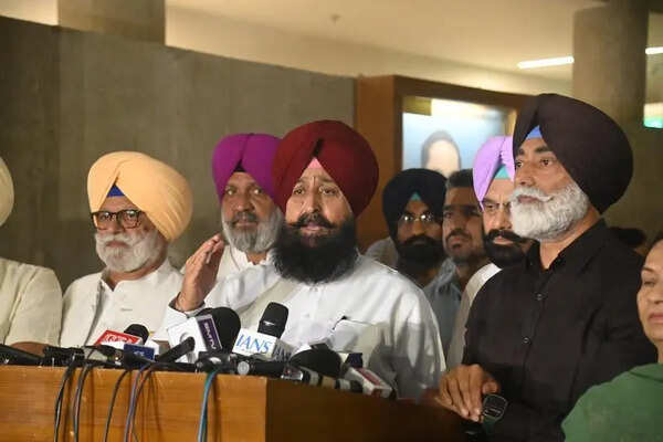 CM’s refusal to undergo alco-meter test deepens public suspicion: Bajwa