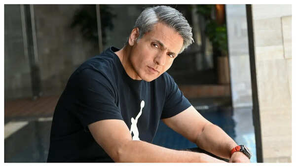 Very few actors have the power to dictate scripts or budgets: Iqbal Khan