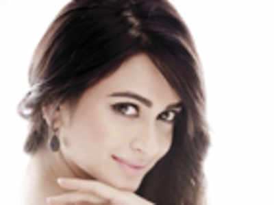 Kriti Kharbanda replaces Nayan for G V Prakash’s movie