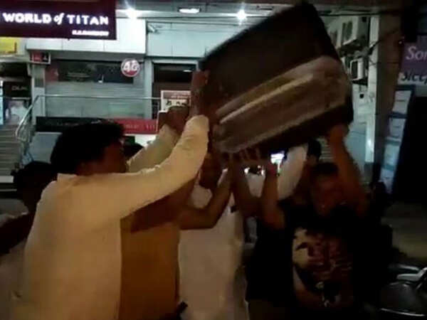 Protests erupt in Kanpur after India's defeat in Champions Trophy final