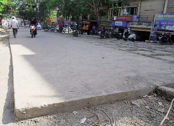 Road between Indi Pump Circle and Manjunath Nagar to be concretised