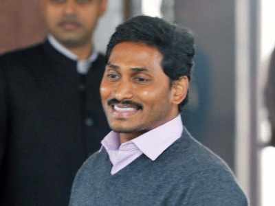 Role reversal in Andhra Pradesh politics: Now, YSR Congress’ Jaganmohan reddy offers support to TDP chief N Chandrababu Naidu’s No Confidence Motion