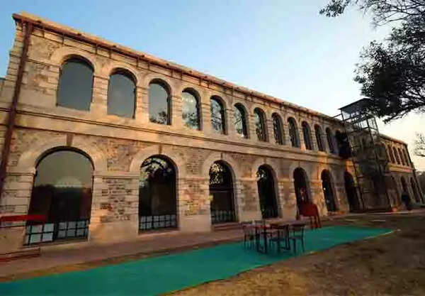 At Red Fort, watch the Mughals hold court again