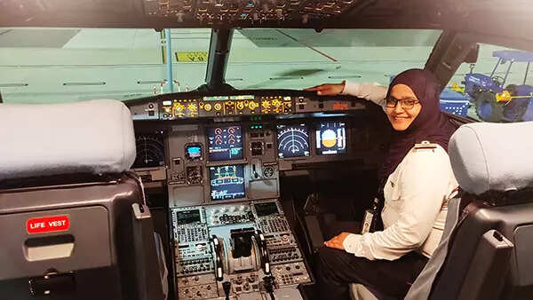 This hijab-clad cockpit girl is breaking barriers