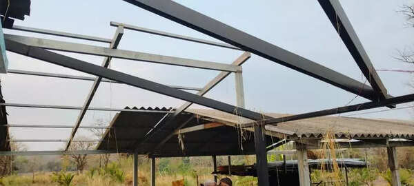 Hailstorm, heavy rain damage houses and crops in Kodagu district