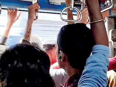 Gang of people accused of regularly harassing women passengers held, magistrate fines them Rs 1,000 each